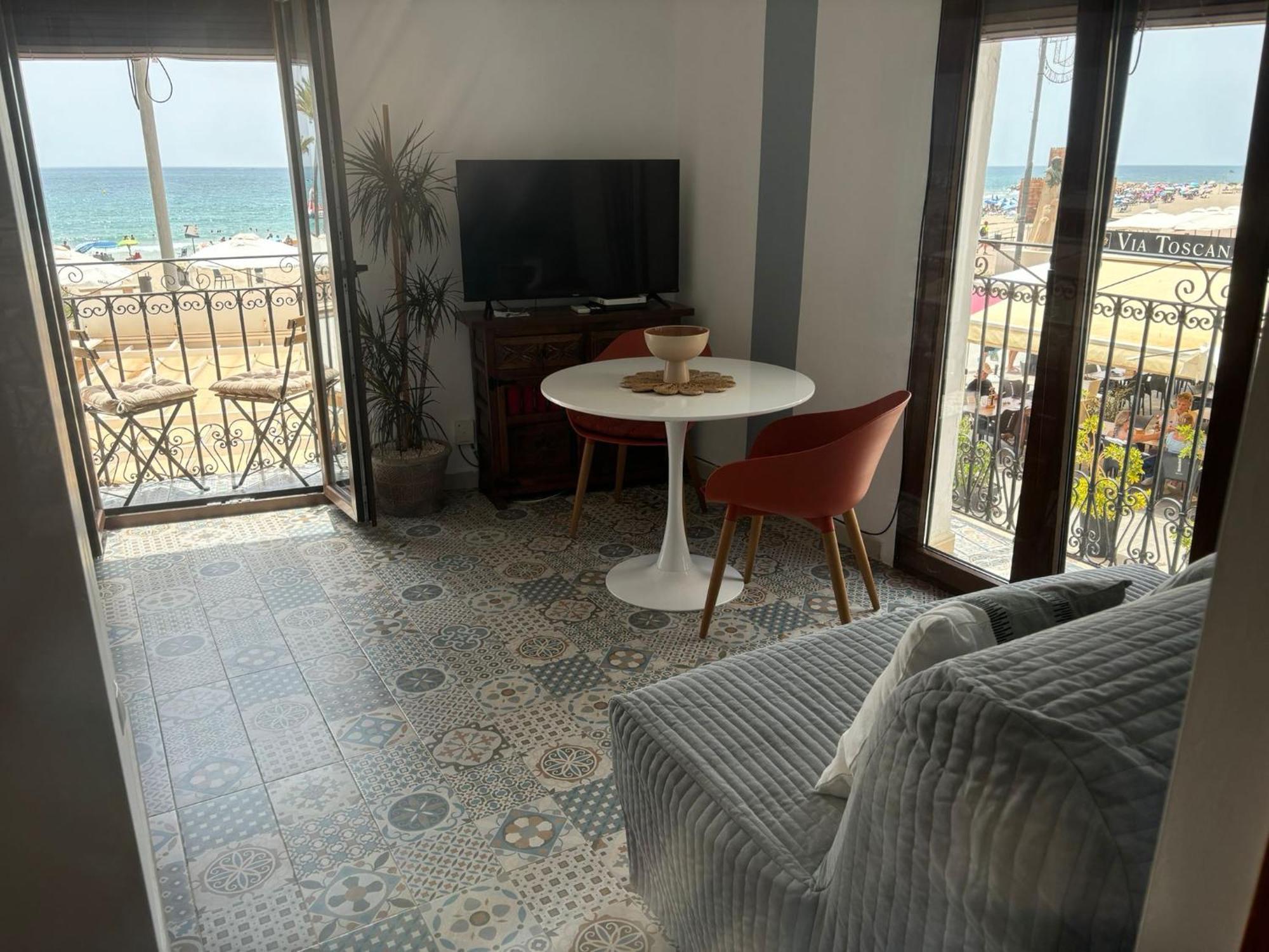 Апартаменти H&B Costablanca Ла-Віла-Джойоза Екстер'єр фото